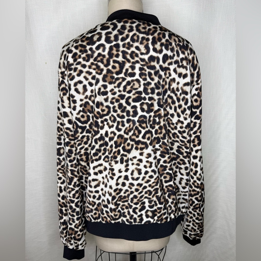 Susan Graver Leopard Print Bomber Jacket Size L Zip Animal Print Chic - Picture 2 of 8